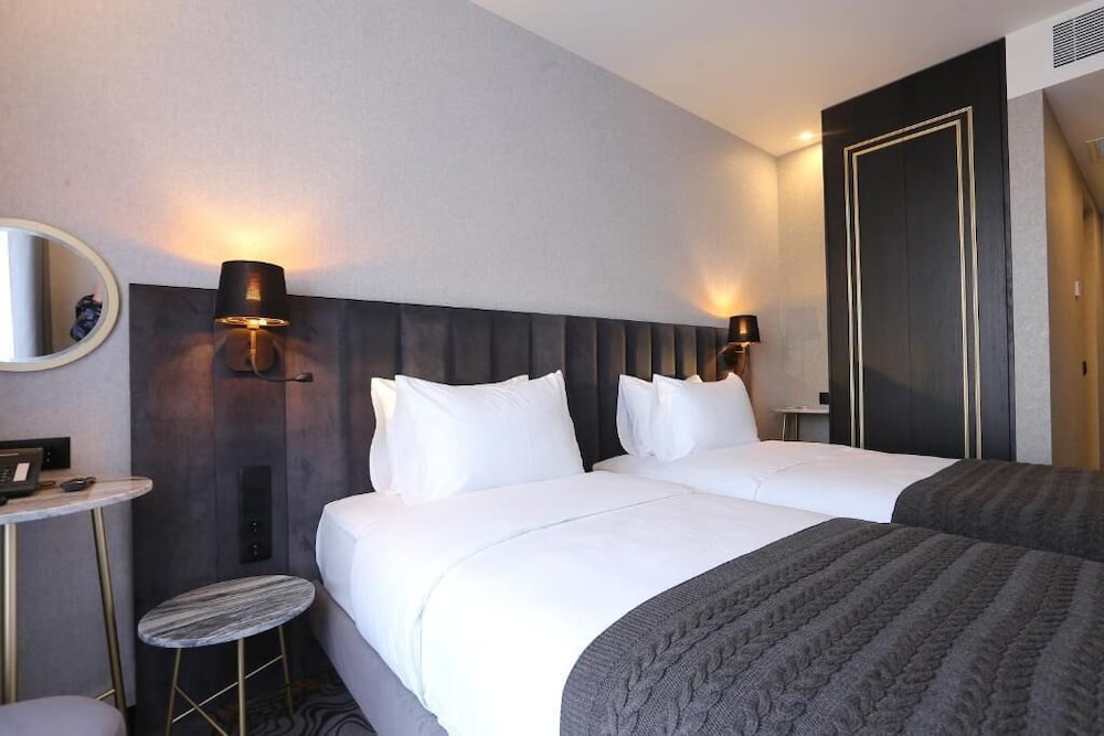 Economy Double or Twin Room