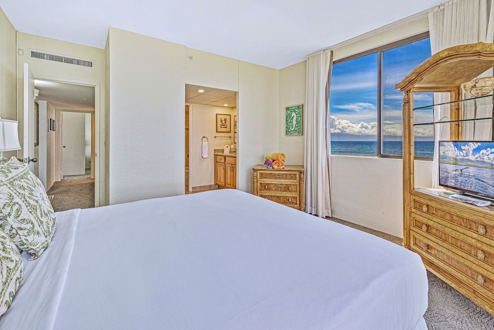 Condo (2 Bedrooms) photo 1