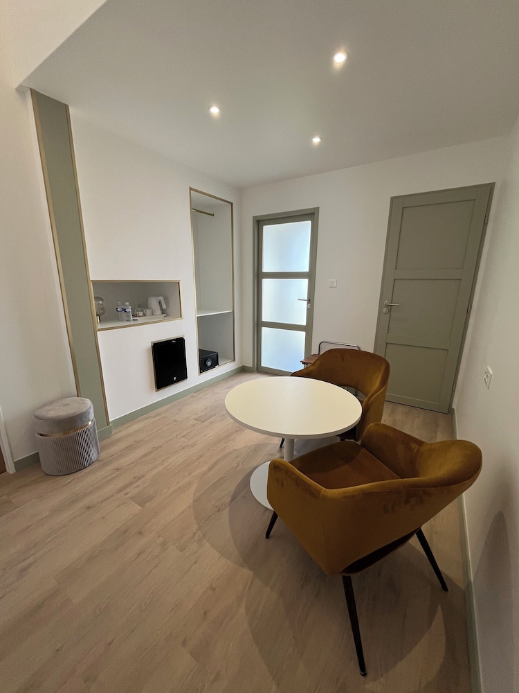 Duplex photo 3