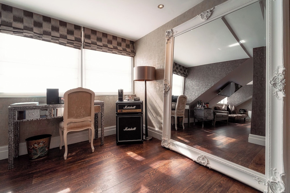 Loft Suite (Super King) photo 2