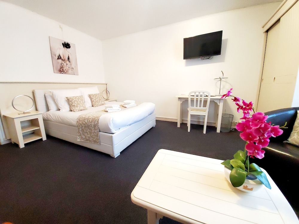 Superior Double Room - Photo 1