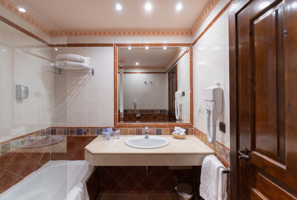 Classic Double Room, Terrace (2 pax)