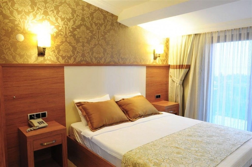 Standard Double or Twin Room photo 2