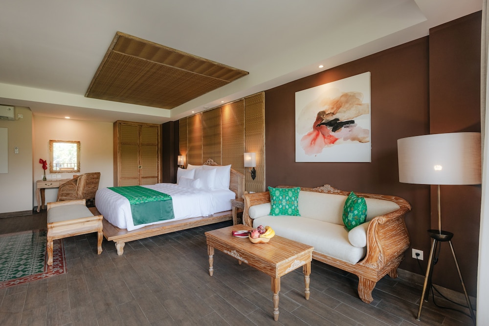 Venya Suite - Photo 11