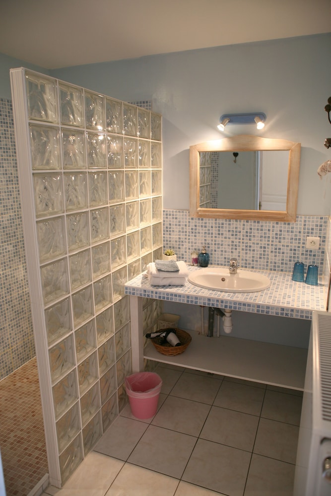 Comfort Double Room (Jean-Vincent) photo 2