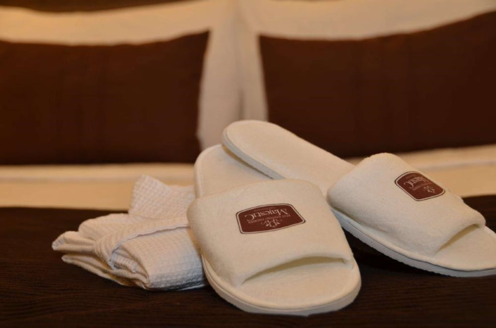Suite, 1 Queen Bed, Balcony, Oceanfront - Photo 6