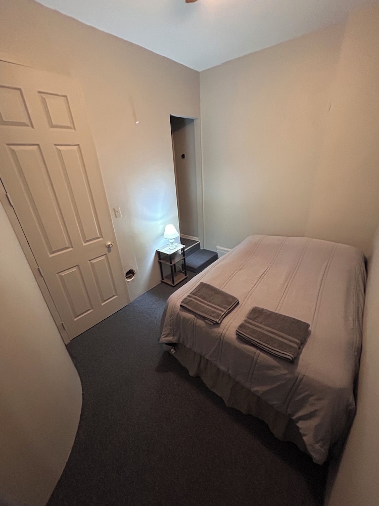 Comfort Room - 6 photo 1