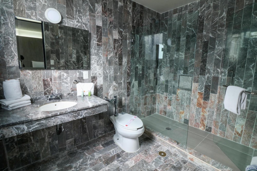 Superior Single Room, 1 Double Bed photo 3