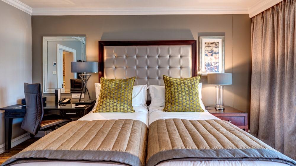 Classic Room, 2 Twin Beds - Photo 1