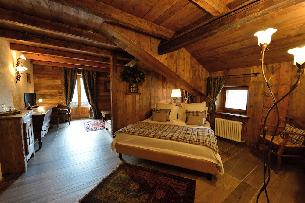 Superior Double or Twin Room - Photo 4