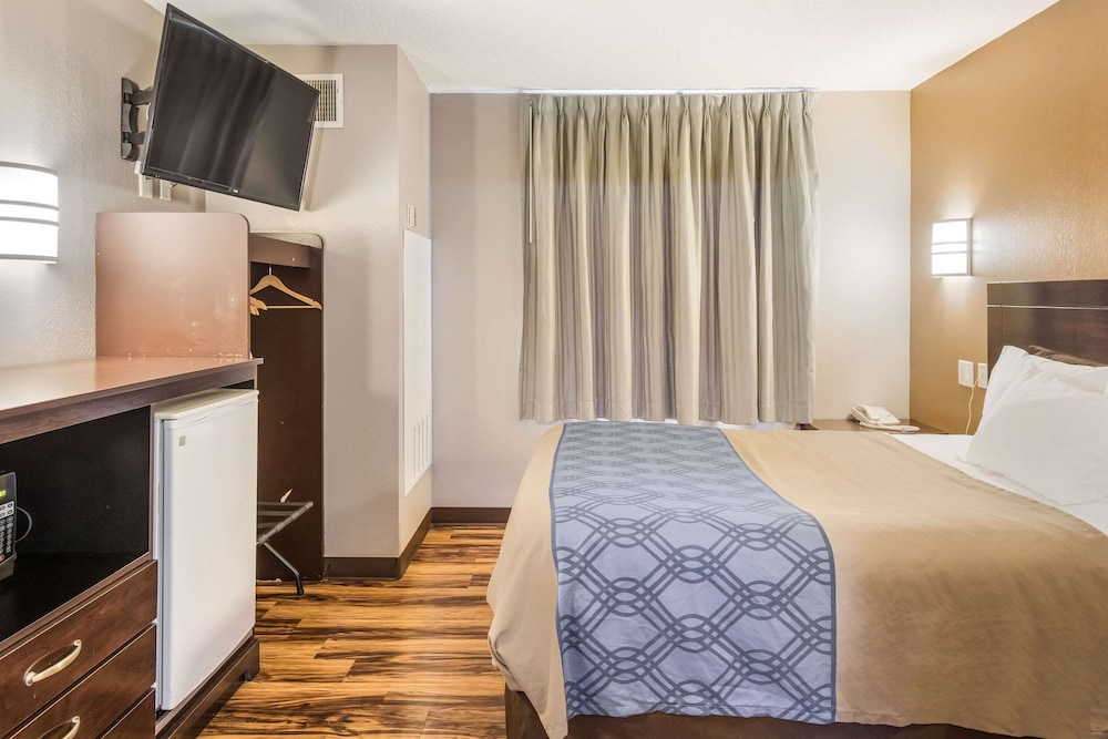 Room, 1 Queen Bed, Accessible, Non Smoking - Photo 1