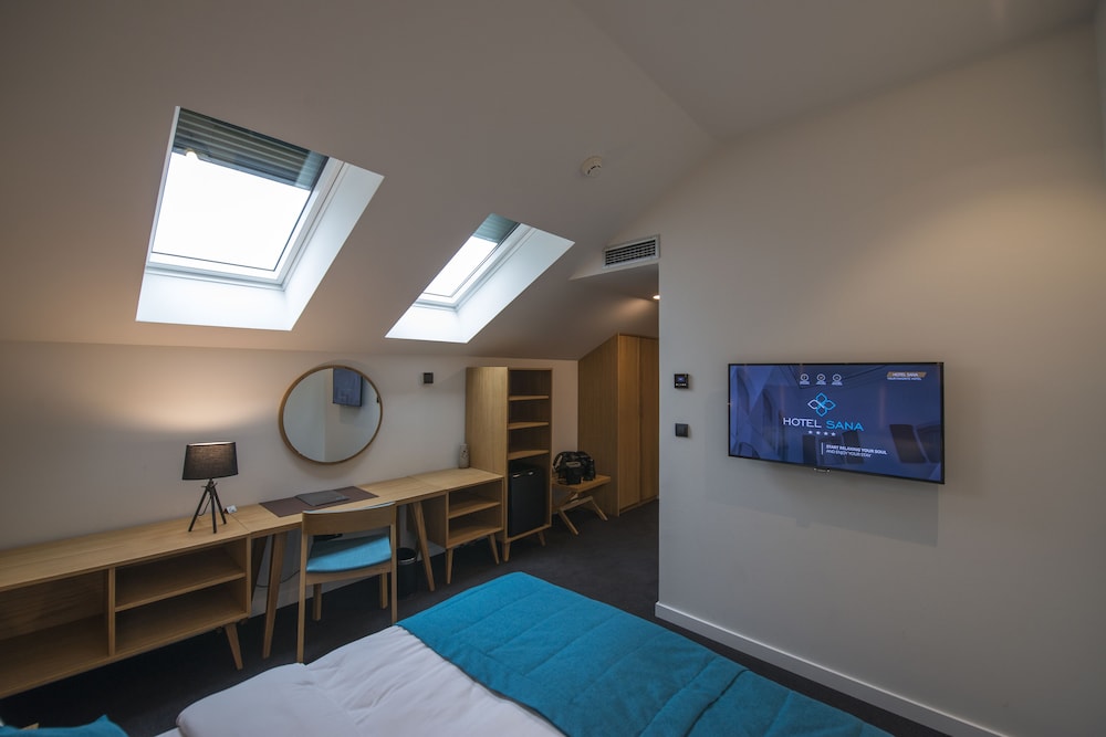 Suite, 2 Bedrooms photo 3
