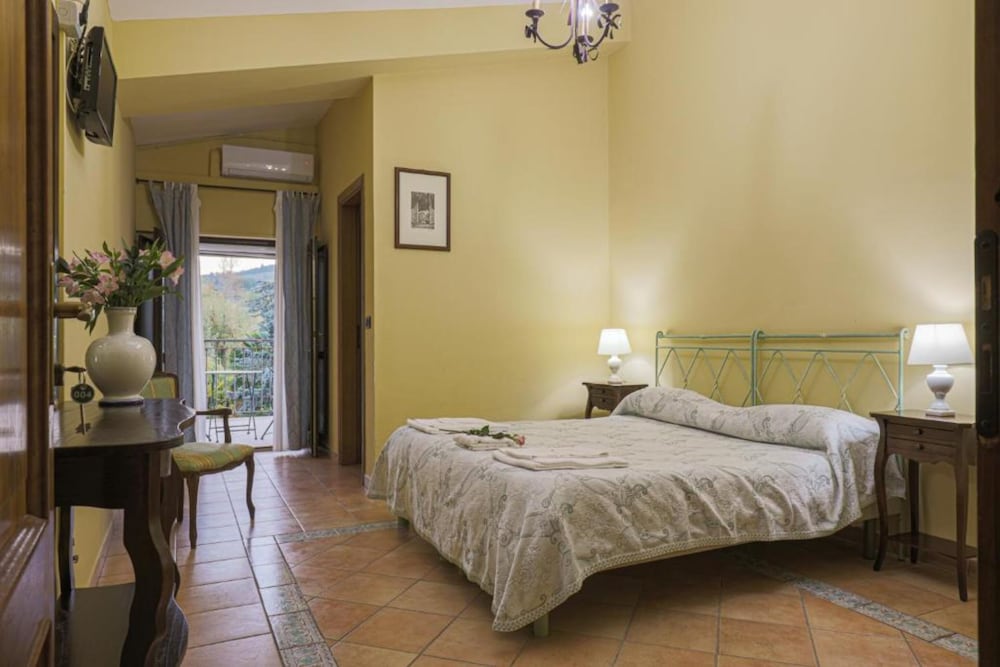 Panoramic Room photo 1