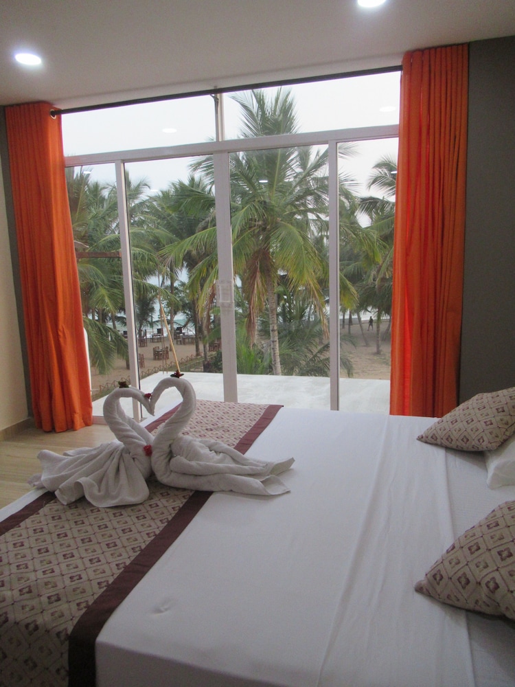 Standard Triple Room, 1 Bedroom, Refrigerator, Ocean View