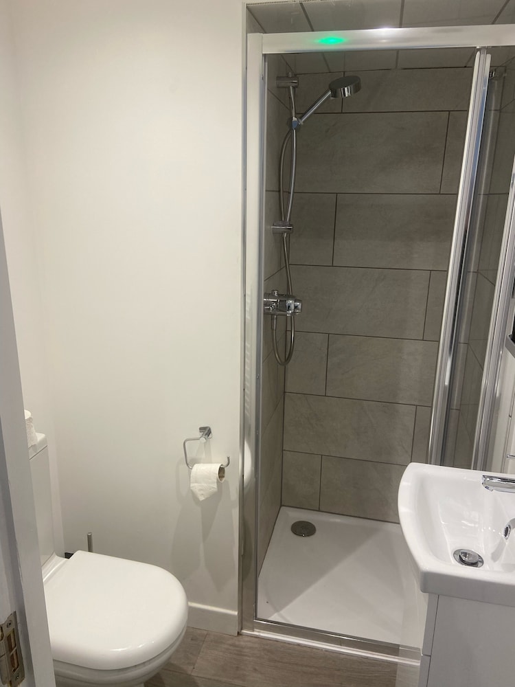 Basic Single Room photo 2