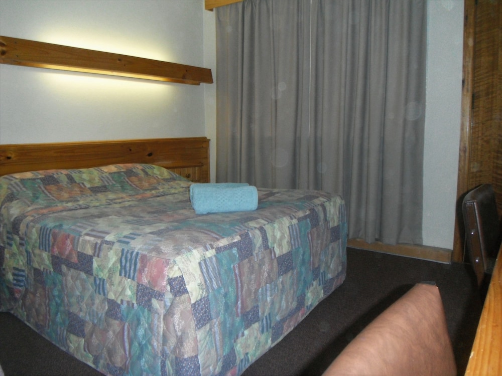 Standard Twin Room photo 3