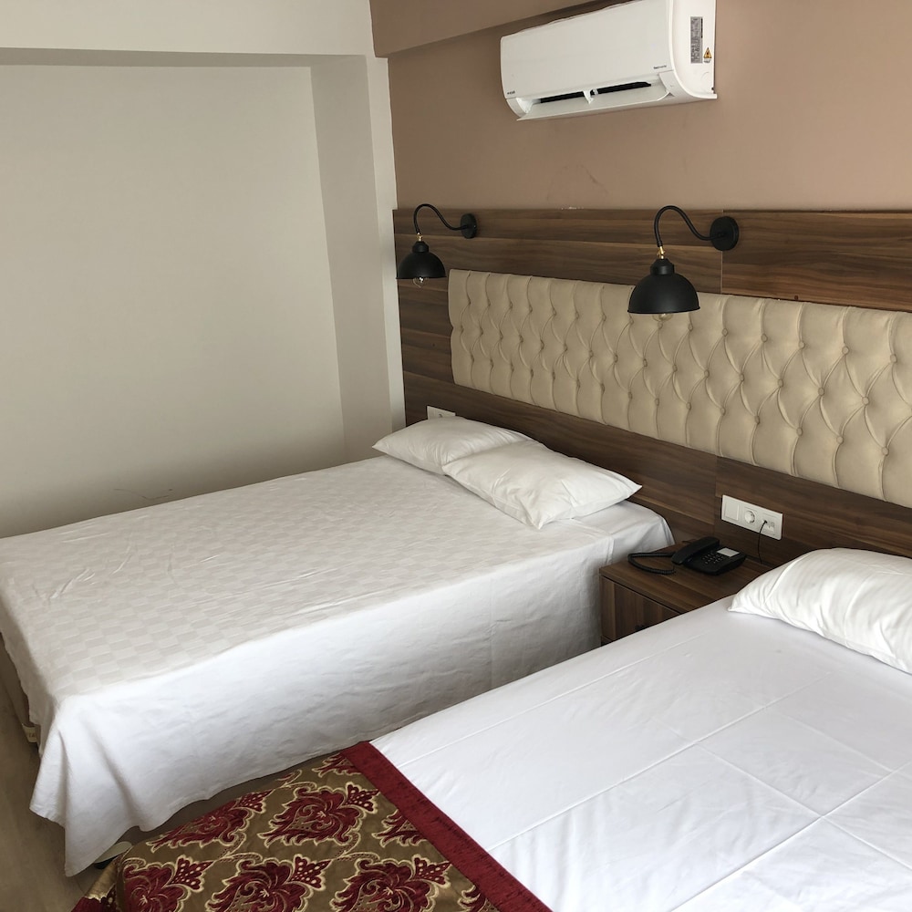 Standard Quadruple Room photo 2
