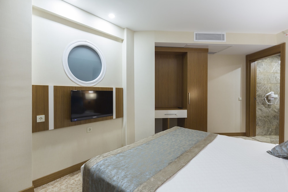 Mountain View Room photo 2