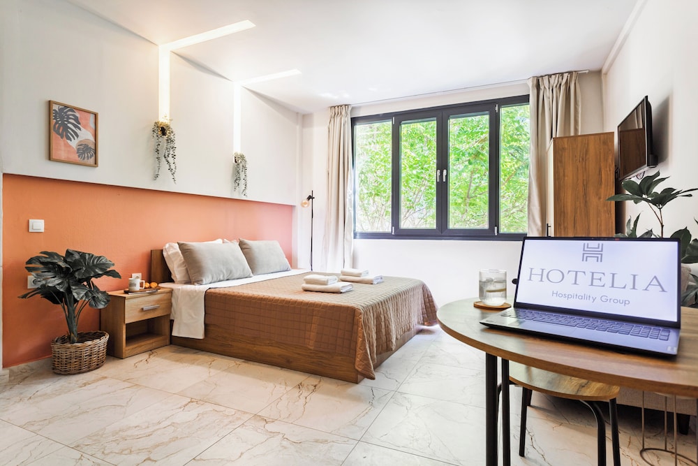 Comfort Studio, Garden View