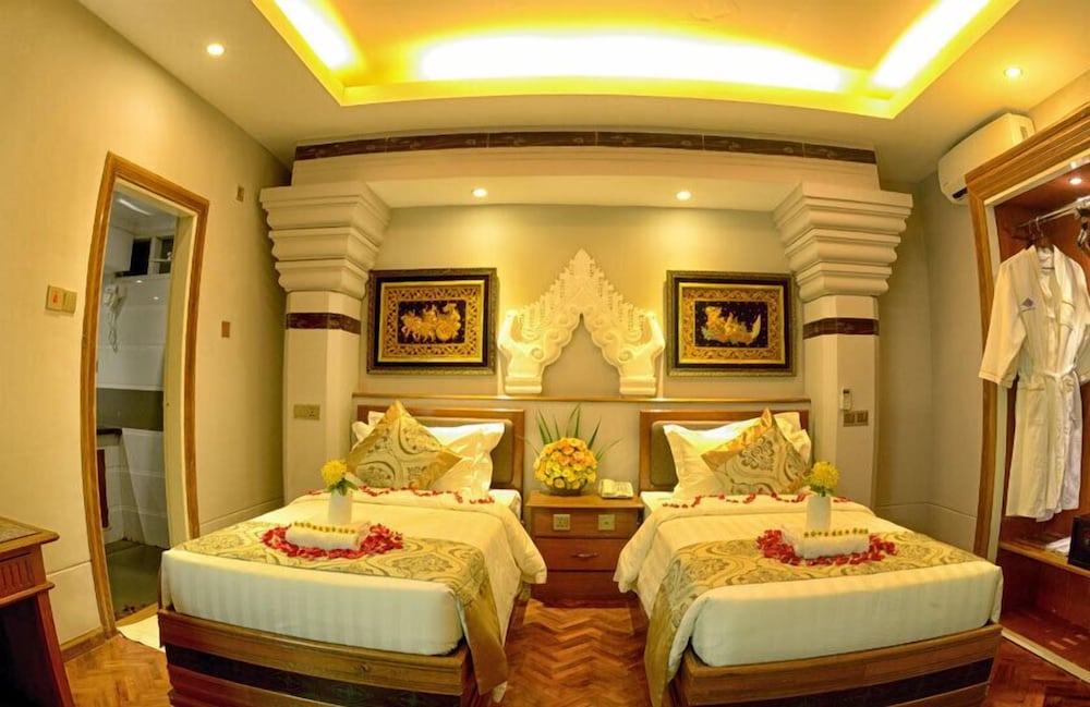 Deluxe Double or Twin Room, 1 Bedroom, Pool View