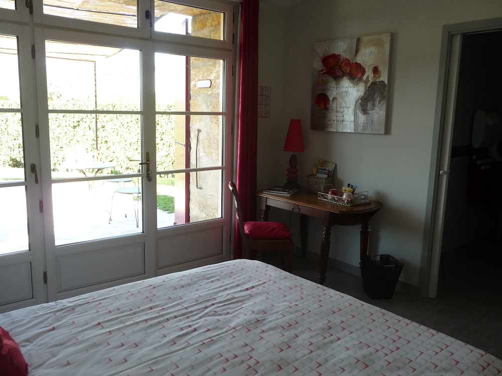 Double Room (La Fontaine) photo 3