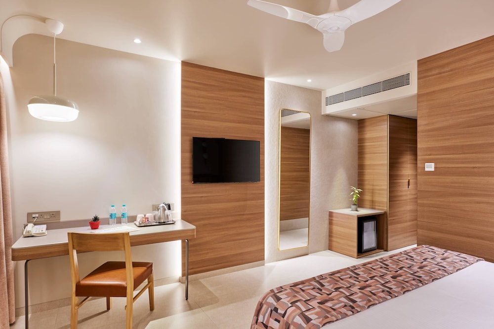 Deluxe Room - Photo 4