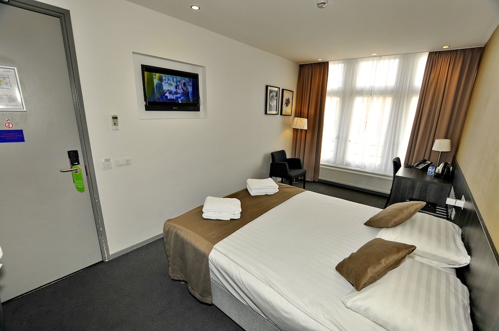Deluxe Double Room photo 3