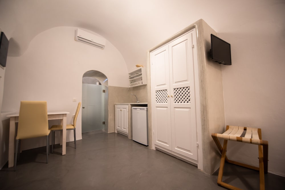 Superior Studio - Photo 10