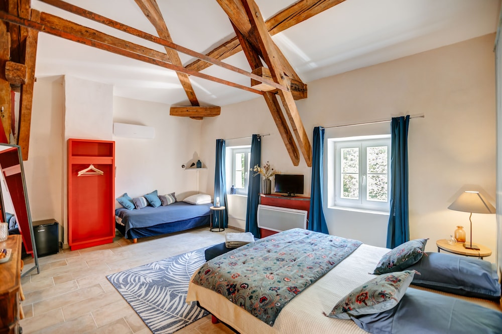 Comfort Triple Room, Park View (Chambre des platanes)