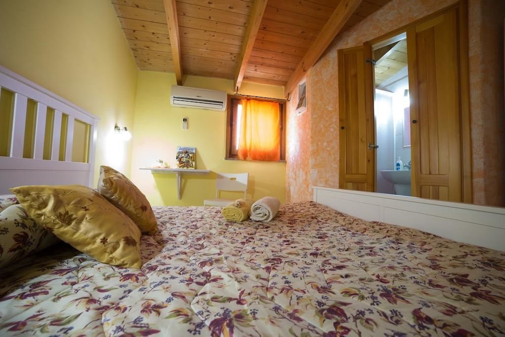 Double Room, 1 Queen Bed with Sofa bed