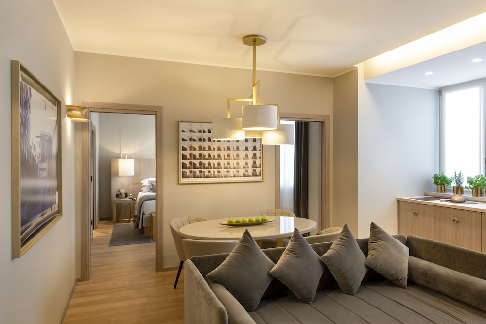 Duomo Grand Apartment Two Bedrooms