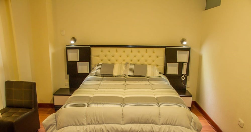Deluxe Double Room, 2 Bedrooms, Non Smoking, Jetted Tub photo 1