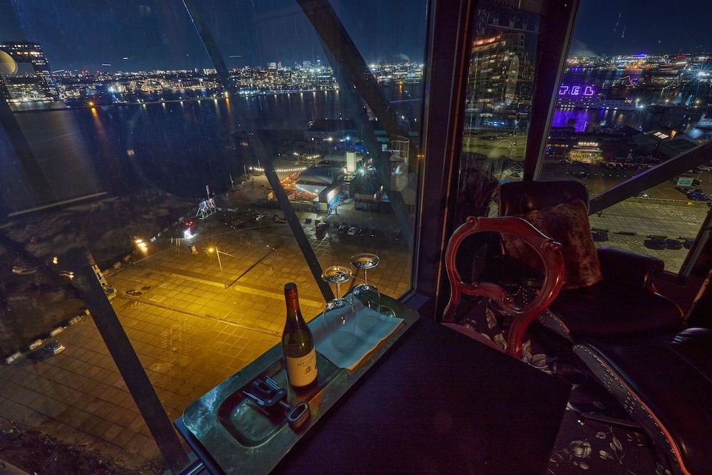 Design Suite, Tower (Mystique) photo 3