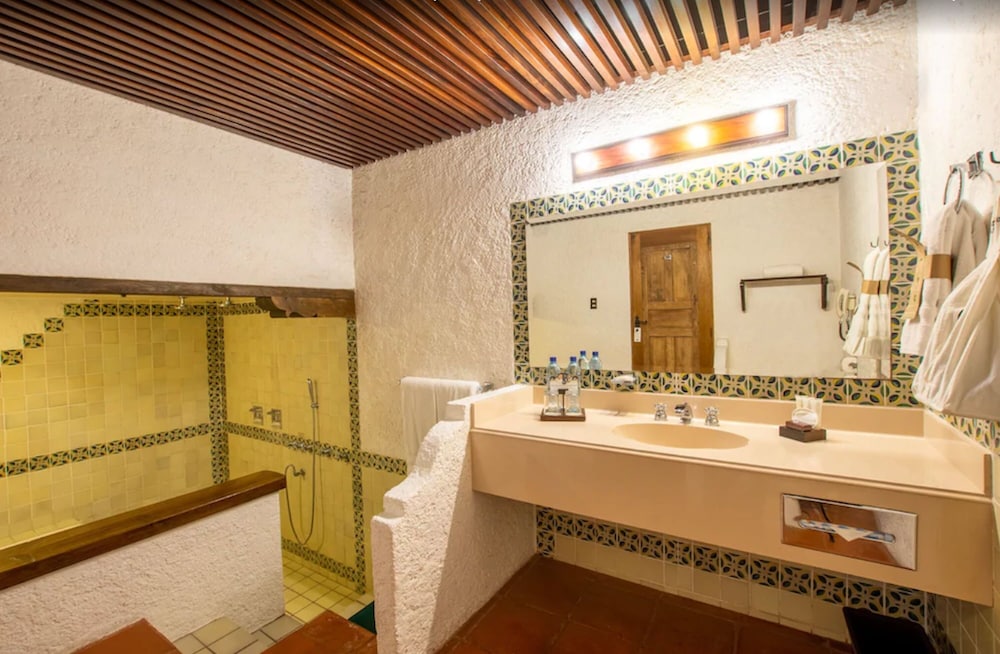 Executive Suite, 1 King Bed (All rooms are different) - Photo 5
