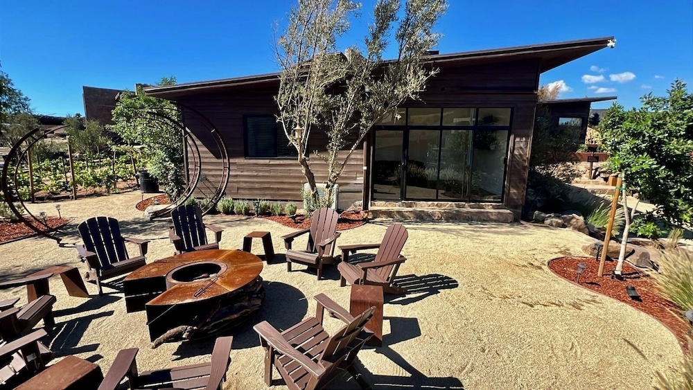 Presidential Luxury Suite, Vineyard View