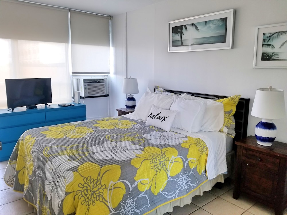 Comfort Apartment, 1 Bedroom, Kitchen, Beachside photo 2