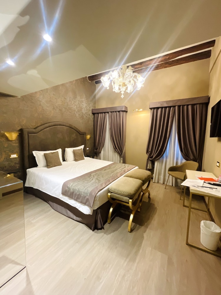 Panoramic Suite, Terrace photo 3