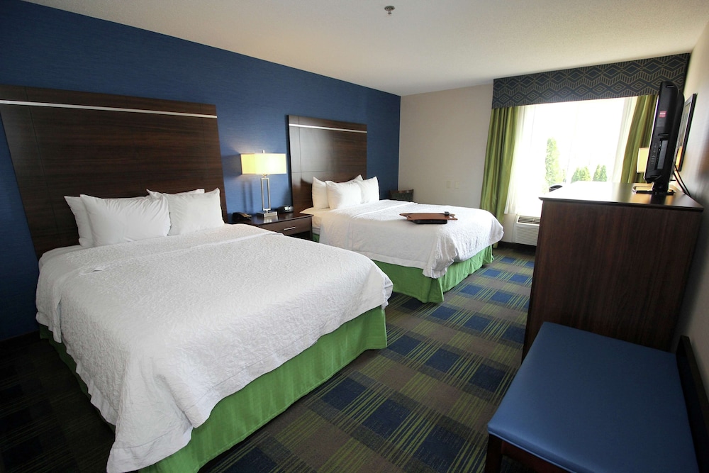Room, 2 Queen Beds, Accessible, Non Smoking - Photo 4