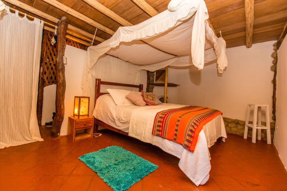 Double Room, 1 Queen Bed, Private Bathroom photo 1