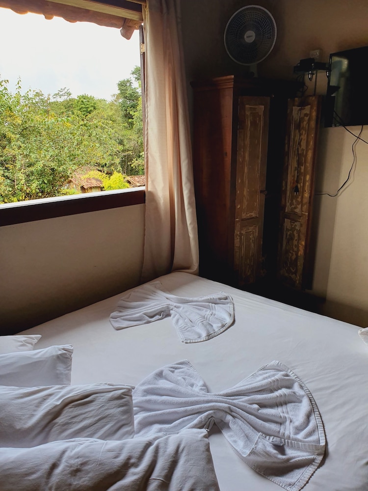 Standard Twin Room, 1 Queen Bed, Garden View photo 2