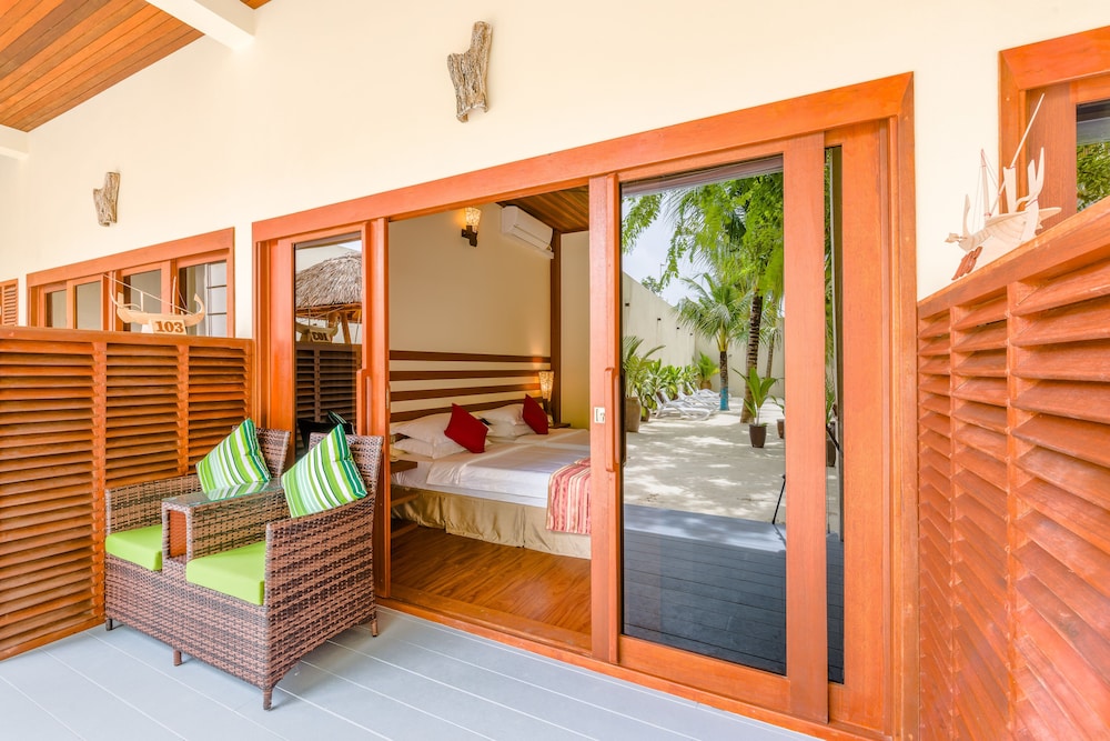 Superior Double or Twin Room, Garden View photo 3