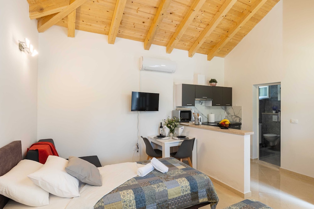 Basic Room, 1 Bedroom (GN1) - Photo 2