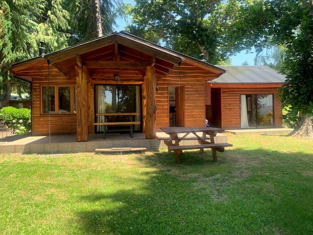 House, 4 Bedrooms, Terrace, Lake View (Cipres) photo 1