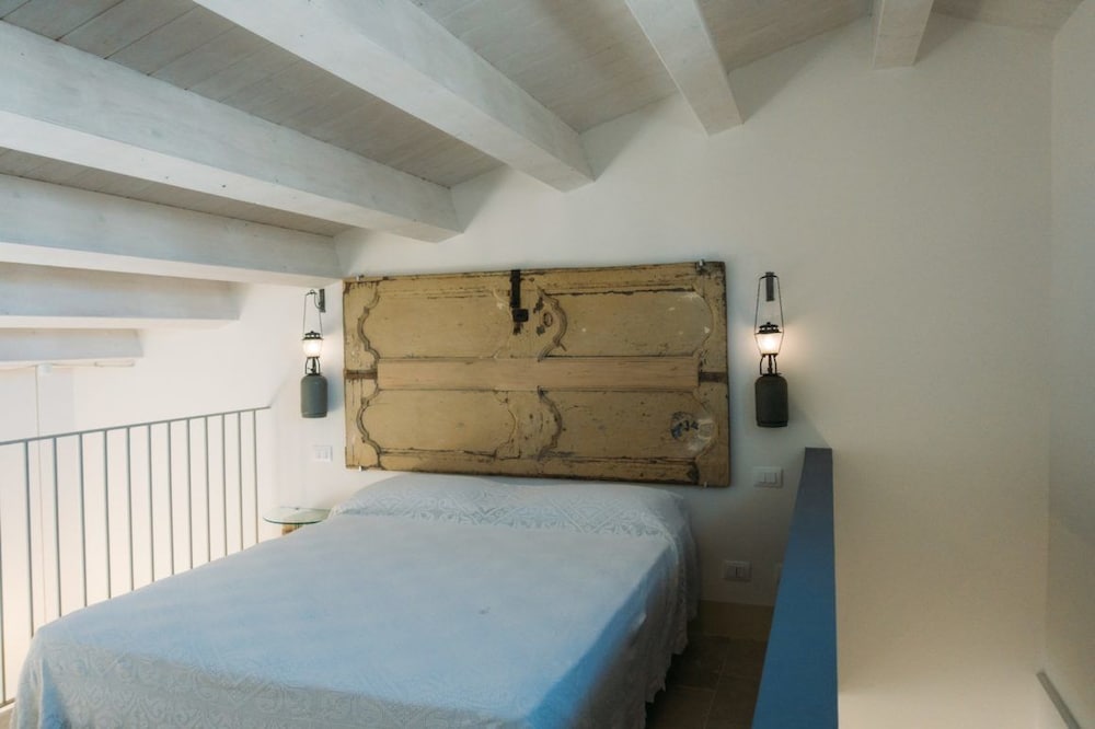 Quadruple Room, Garden View (Cornelia)