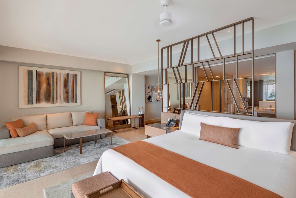 Grand Class Pool Suite Ocean Front - Photo 2