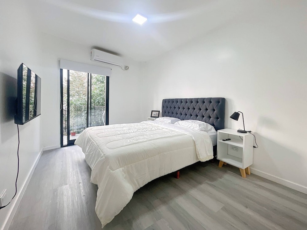 Apartment, 1 Bedroom, Smoking, Balcony