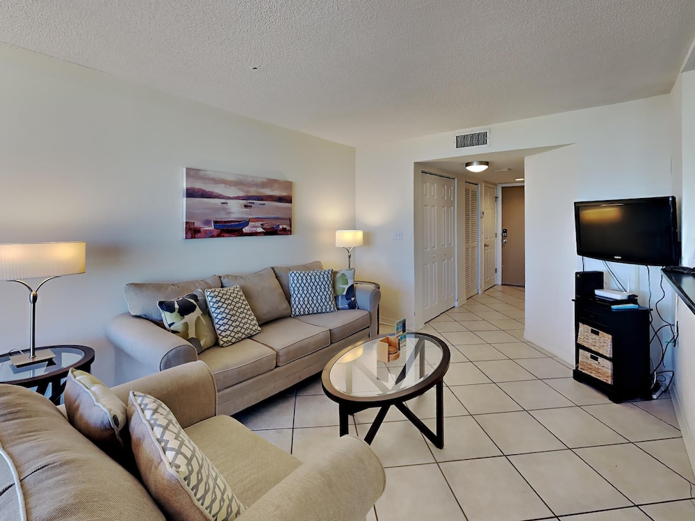 Condo, 1 King Bed with Sofa bed, Balcony, Ocean View (#102 - No Pets) photo 1