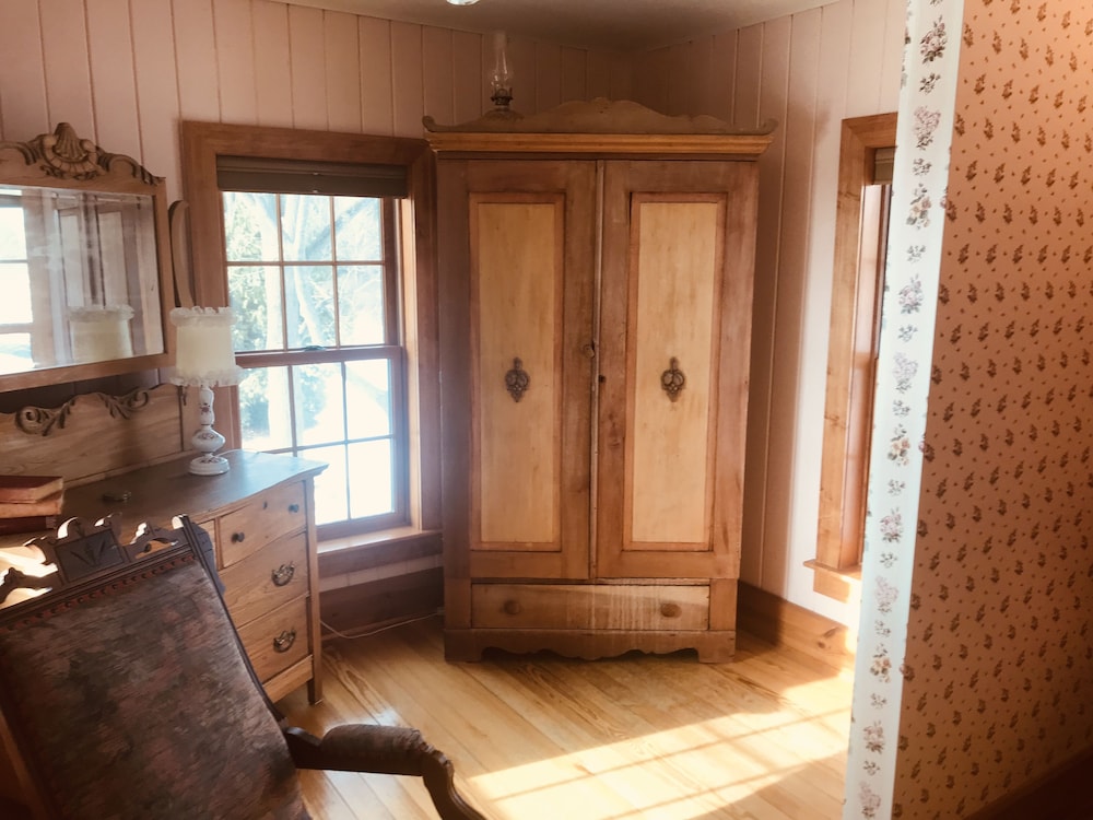 Rose Room photo 3
