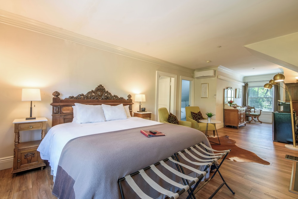 Lady Margaret's Room - Photo 1