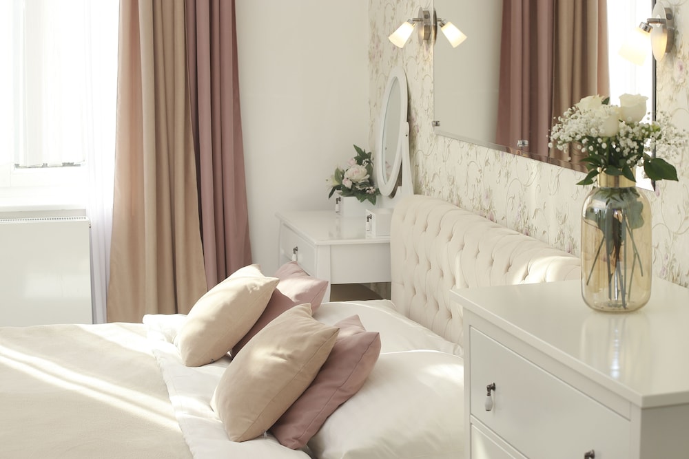 Premium Apartment, Balcony (Luxury Bathroom and Castle View) photo 2